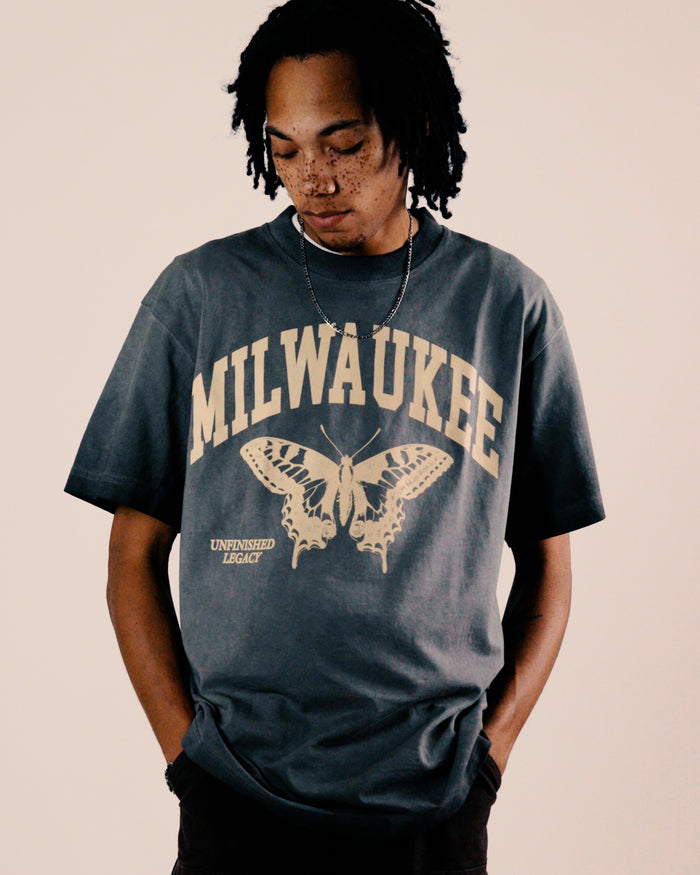 Milwaukee, Vintage Black t-shirt